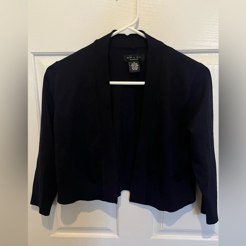 Grace Collarless Crop Black Sweater Small 3/4 sleeve